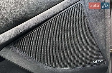 Позашляховик / Кросовер Kia Sorento 2016 в  фото 46 Позашляховик / Кросовер Kia Sorento 2016 в