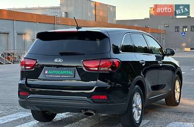 Позашляховик / Кросовер Kia Sorento 2019 в  фото 10 Позашляховик / Кросовер Kia Sorento 2019 в