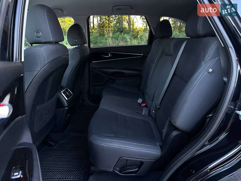Внедорожник / Кроссовер Kia Sorento 2019 в Киеве фото 20 Внедорожник / Кроссовер Kia Sorento 2019 в Киеве