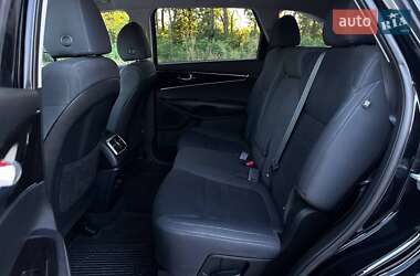 Позашляховик / Кросовер Kia Sorento 2019 в  фото 20 Позашляховик / Кросовер Kia Sorento 2019 в