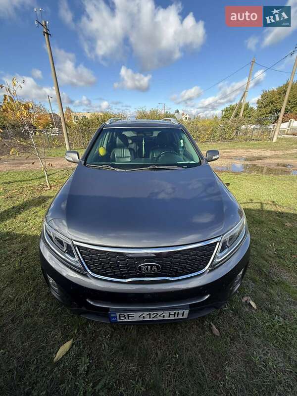 Внедорожник / Кроссовер Kia Sorento 2013 в 