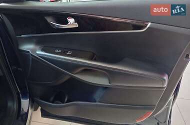 Внедорожник / Кроссовер Kia Sorento 2016 в 