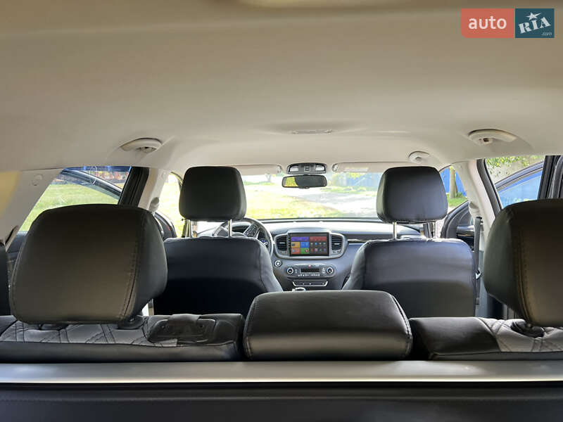 Внедорожник / Кроссовер Kia Sorento 2015 в Кагарлыке