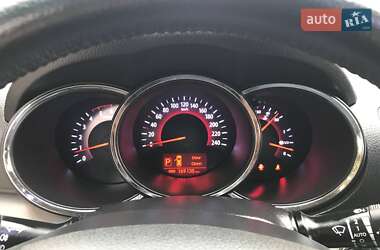 Внедорожник / Кроссовер Kia Sorento 2012 в 