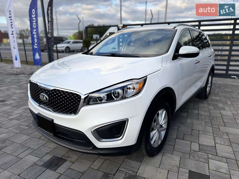 Внедорожник / Кроссовер Kia Sorento 2015 в Ровно фото 8 Внедорожник / Кроссовер Kia Sorento 2015 в Ровно