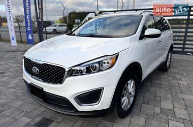 Позашляховик / Кросовер Kia Sorento 2015 в  фото 8 Позашляховик / Кросовер Kia Sorento 2015 в