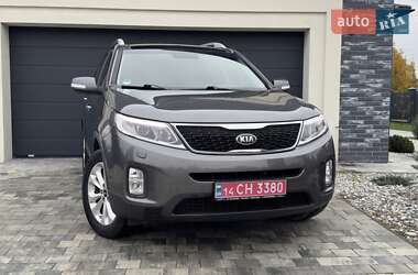 Позашляховик / Кросовер Kia Sorento 2013 в  фото 26 Позашляховик / Кросовер Kia Sorento 2013 в