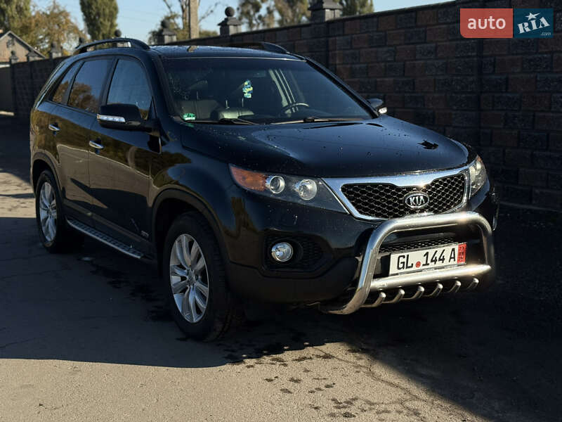 Позашляховик / Кросовер Kia Sorento 2011 в  фото Позашляховик / Кросовер Kia Sorento 2011 в
