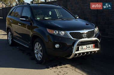 Позашляховик / Кросовер Kia Sorento 2011 в  Позашляховик / Кросовер Kia Sorento 2011 в