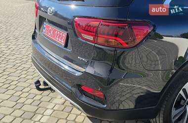Внедорожник / Кроссовер Kia Sorento 2019 в 