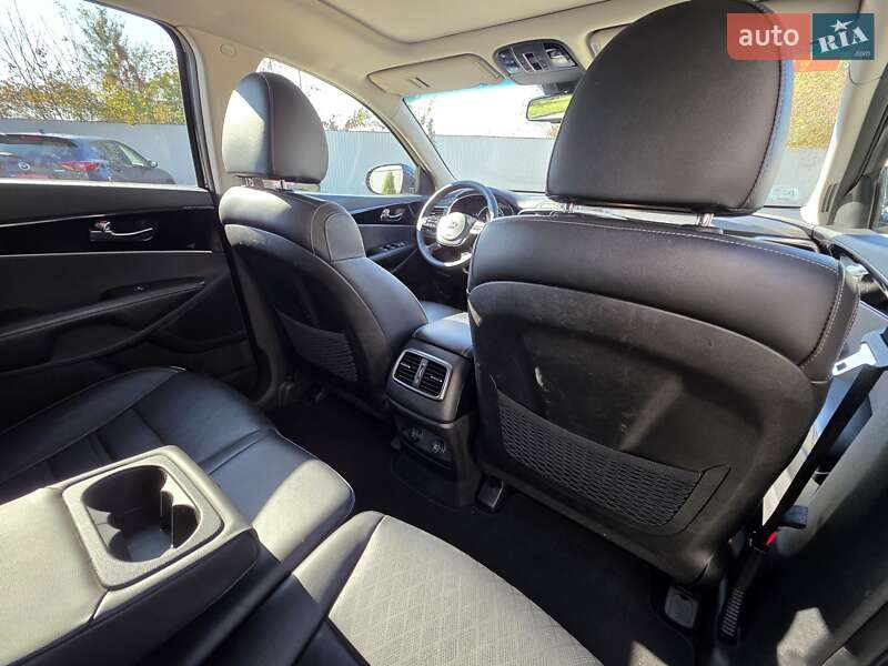 Позашляховик / Кросовер Kia Sorento 2019 в Івано-Франківську фото 178 Позашляховик / Кросовер Kia Sorento 2019 в Івано-Франківську