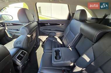 Внедорожник / Кроссовер Kia Sorento 2019 в 