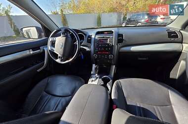 Внедорожник / Кроссовер Kia Sorento 2012 в 