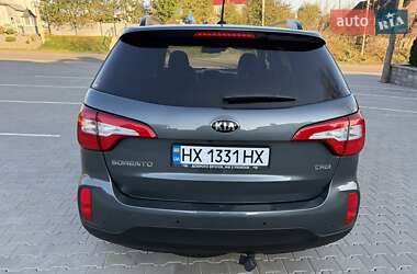 Внедорожник / Кроссовер Kia Sorento 2013 в 