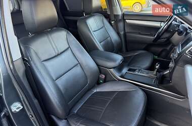 Внедорожник / Кроссовер Kia Sorento 2013 в 