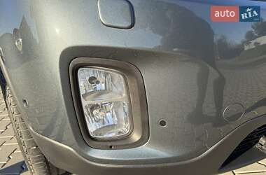 Внедорожник / Кроссовер Kia Sorento 2013 в 