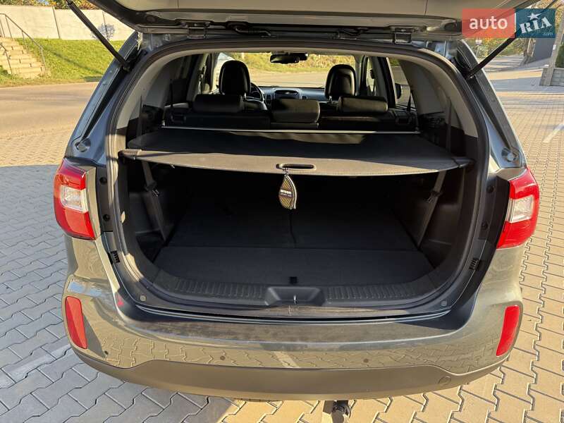 Позашляховик / Кросовер Kia Sorento 2013 в Чернівцях фото 71 Позашляховик / Кросовер Kia Sorento 2013 в Чернівцях