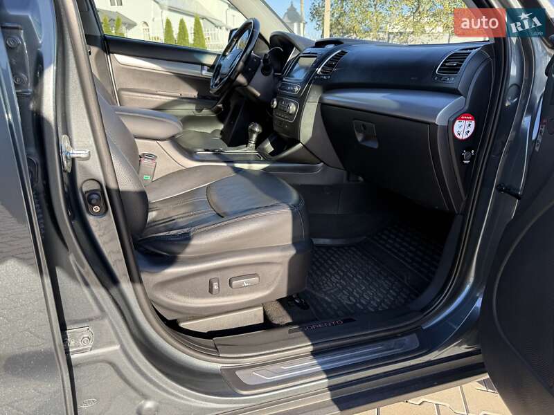 Позашляховик / Кросовер Kia Sorento 2013 в Чернівцях фото 81 Позашляховик / Кросовер Kia Sorento 2013 в Чернівцях