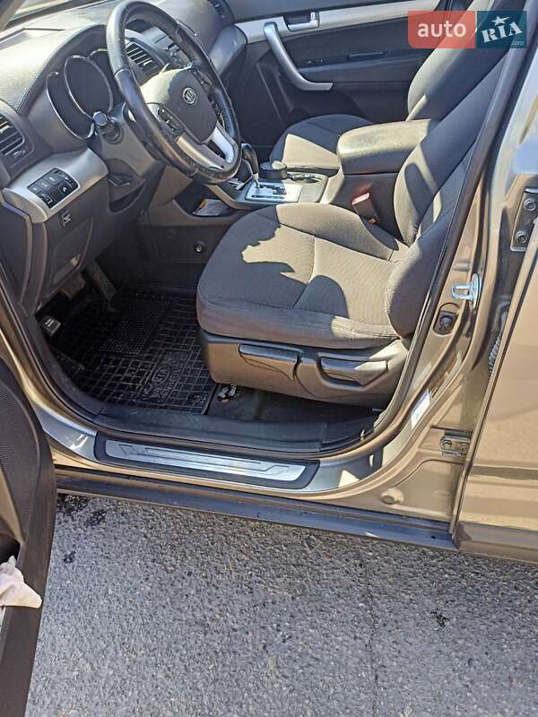 Внедорожник / Кроссовер Kia Sorento 2011 в Белой Церкви фото 8 Внедорожник / Кроссовер Kia Sorento 2011 в Белой Церкви