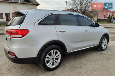 Внедорожник / Кроссовер Kia Sorento 2016 в 
