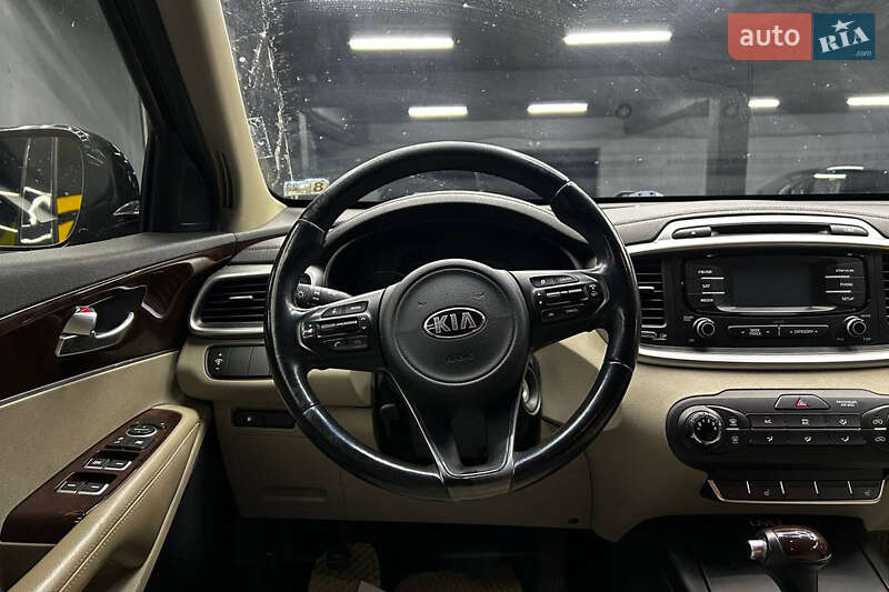 Внедорожник / Кроссовер Kia Sorento 2015 в Черновцах фото 13 Внедорожник / Кроссовер Kia Sorento 2015 в Черновцах