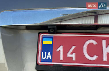 Внедорожник / Кроссовер Kia Sorento 2011 в 