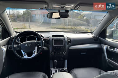 Внедорожник / Кроссовер Kia Sorento 2011 в 