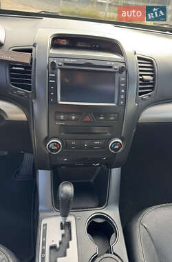 Внедорожник / Кроссовер Kia Sorento 2011 в 