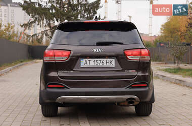 Внедорожник / Кроссовер Kia Sorento 2016 в 