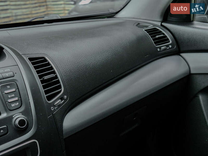 Внедорожник / Кроссовер Kia Sorento 2013 в Бродах фото 71 Внедорожник / Кроссовер Kia Sorento 2013 в Бродах