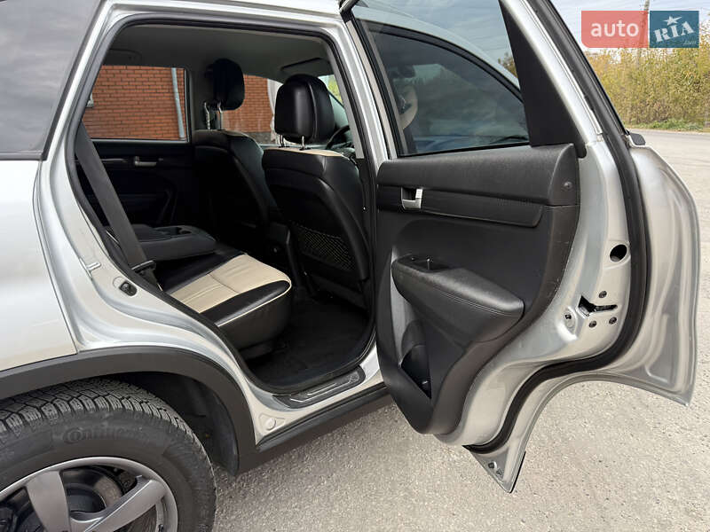 Позашляховик / Кросовер Kia Sorento 2010 в Кременці фото 19 Позашляховик / Кросовер Kia Sorento 2010 в Кременці
