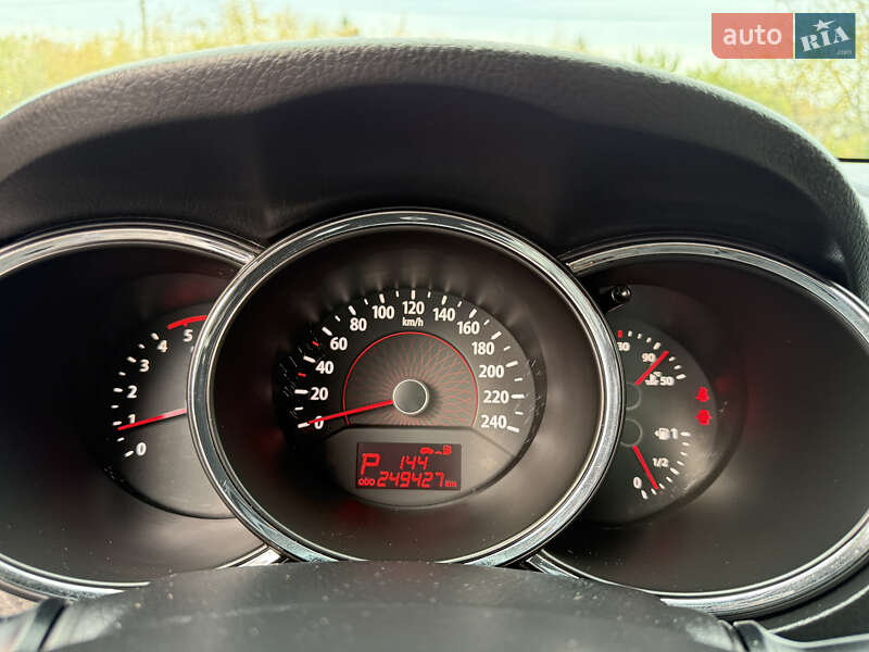 Позашляховик / Кросовер Kia Sorento 2010 в Кременці фото 34 Позашляховик / Кросовер Kia Sorento 2010 в Кременці