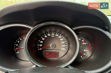Внедорожник / Кроссовер Kia Sorento 2010 в 