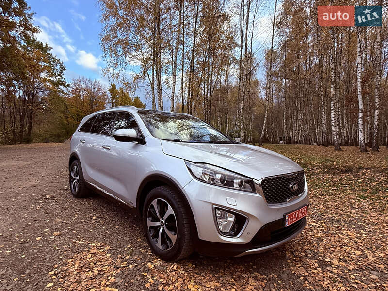 Позашляховик / Кросовер Kia Sorento 2016 в Стрию