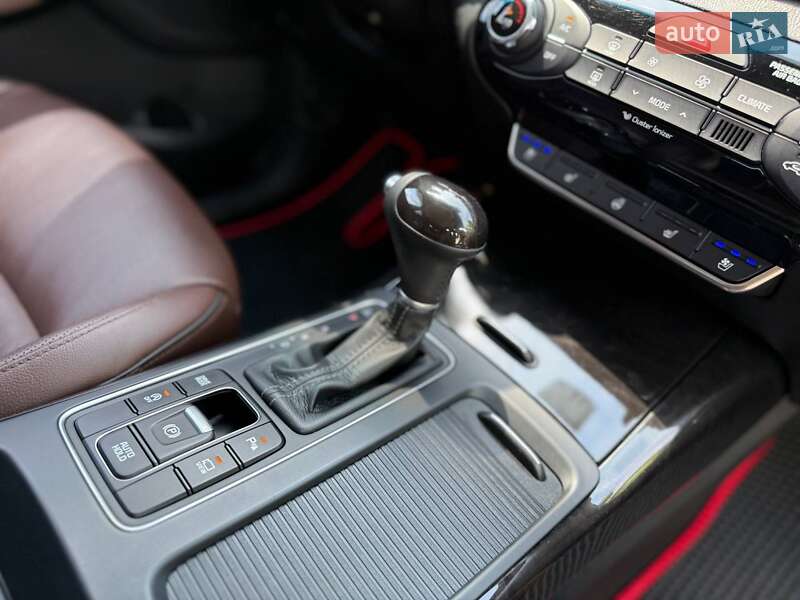 Внедорожник / Кроссовер Kia Sorento 2017 в Киеве