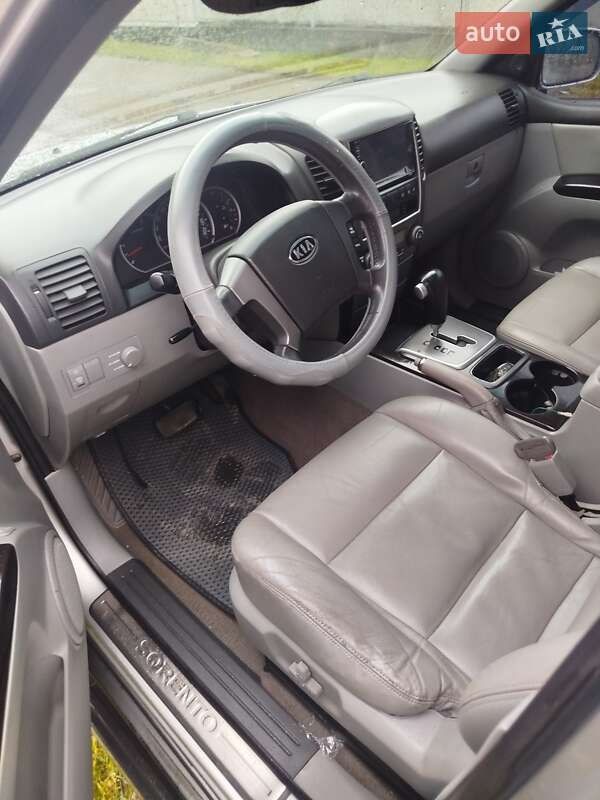 Внедорожник / Кроссовер Kia Sorento 2009 в Тячеве фото 2 Внедорожник / Кроссовер Kia Sorento 2009 в Тячеве