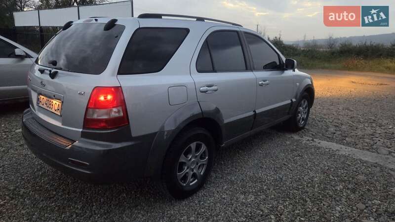 Внедорожник / Кроссовер Kia Sorento 2005 в Тячеве фото 4 Внедорожник / Кроссовер Kia Sorento 2005 в Тячеве