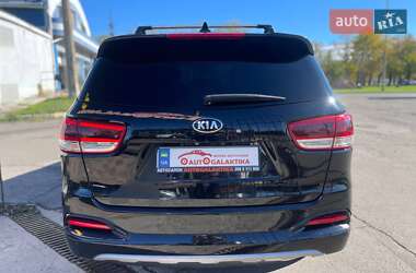 Позашляховик / Кросовер Kia Sorento 2015 в  фото 8 Позашляховик / Кросовер Kia Sorento 2015 в