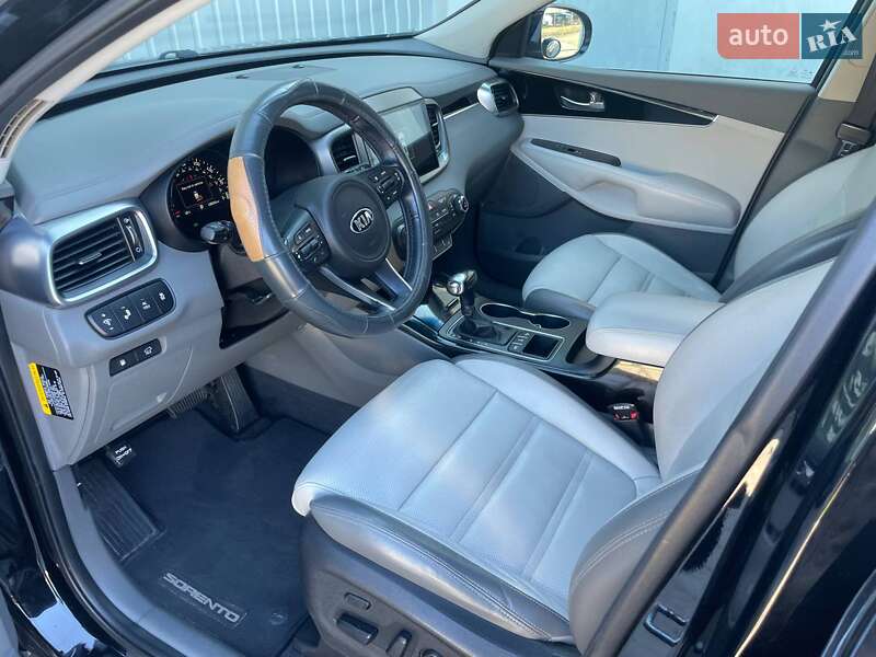Внедорожник / Кроссовер Kia Sorento 2015 в Николаеве фото 24 Внедорожник / Кроссовер Kia Sorento 2015 в Николаеве