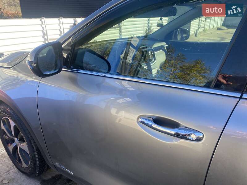 Позашляховик / Кросовер Kia Sorento 2017 в Бориславі