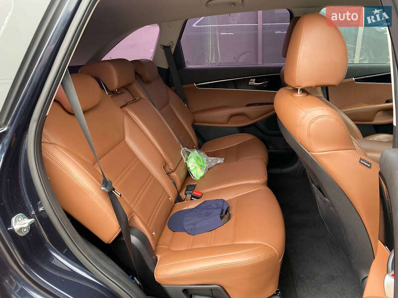 Позашляховик / Кросовер Kia Sorento 2018 в Києві фото 13 Позашляховик / Кросовер Kia Sorento 2018 в Києві
