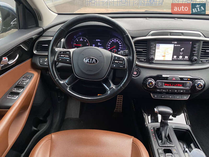 Позашляховик / Кросовер Kia Sorento 2018 в Києві фото 17 Позашляховик / Кросовер Kia Sorento 2018 в Києві