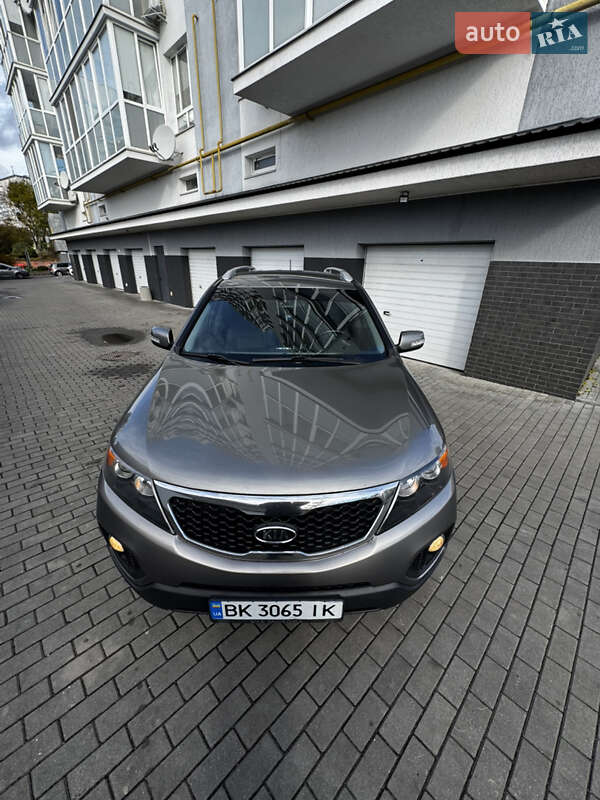 Внедорожник / Кроссовер Kia Sorento 2009 в Ровно