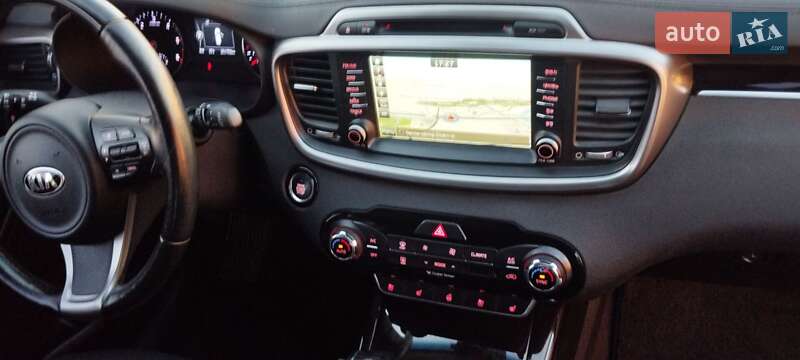 Внедорожник / Кроссовер Kia Sorento 2014 в Одессе фото 38 Внедорожник / Кроссовер Kia Sorento 2014 в Одессе