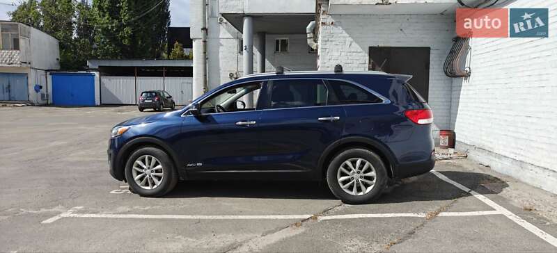 Позашляховик / Кросовер Kia Sorento 2015 в Києві