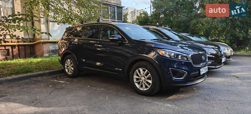 Позашляховик / Кросовер Kia Sorento 2015 в Києві