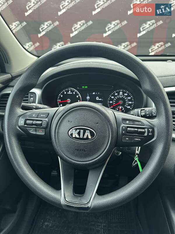 Внедорожник / Кроссовер Kia Sorento 2015 в Сумах