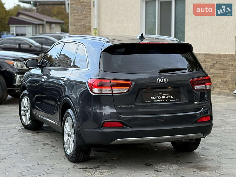 Внедорожник / Кроссовер Kia Sorento 2017 в Одессе