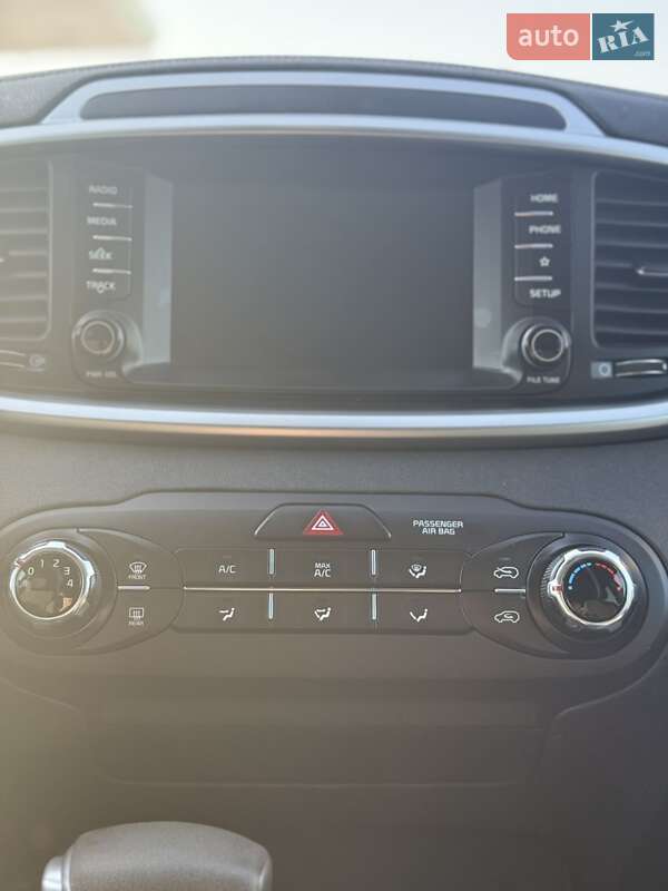 Внедорожник / Кроссовер Kia Sorento 2018 в Городенке