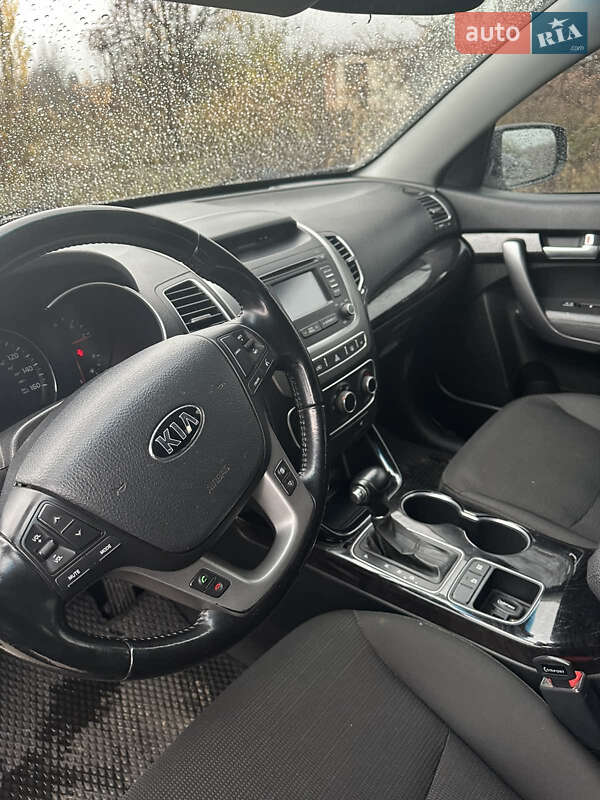 Позашляховик / Кросовер Kia Sorento 2013 в Охтирці фото 7 Позашляховик / Кросовер Kia Sorento 2013 в Охтирці